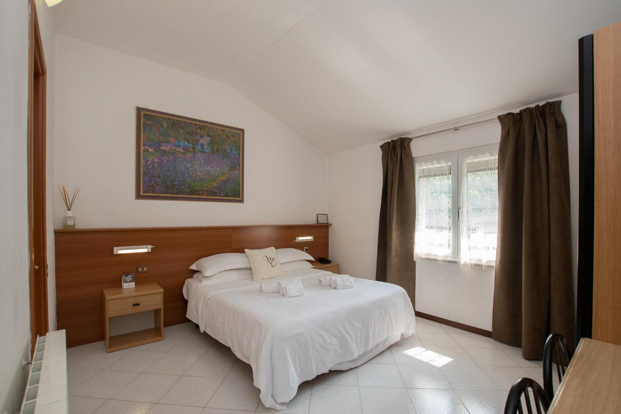 Hotel Villa Elia Calizzano Exteriör bild